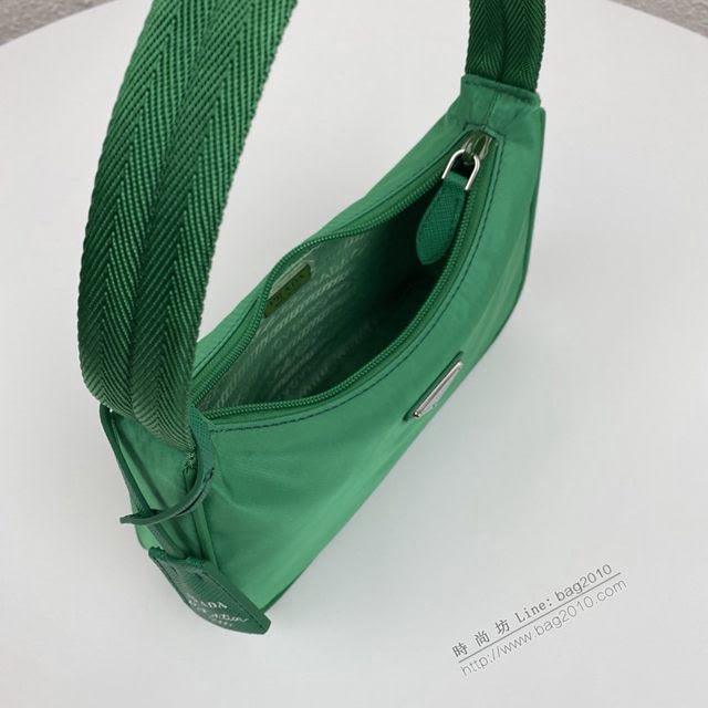 prada女包 普拉達2020專櫃最新款 女士尼龍單肩包 1NE515 Prada升級版HOBO手拎包 Prada腋下包  pyd2307